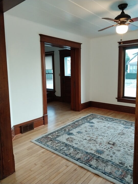 48 Baldwin St, Unit 48 Baldwin St in Chilton, WI - Foto de edificio