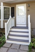 308 Hope St in Mansfield, MA - Building Photo - Building Photo