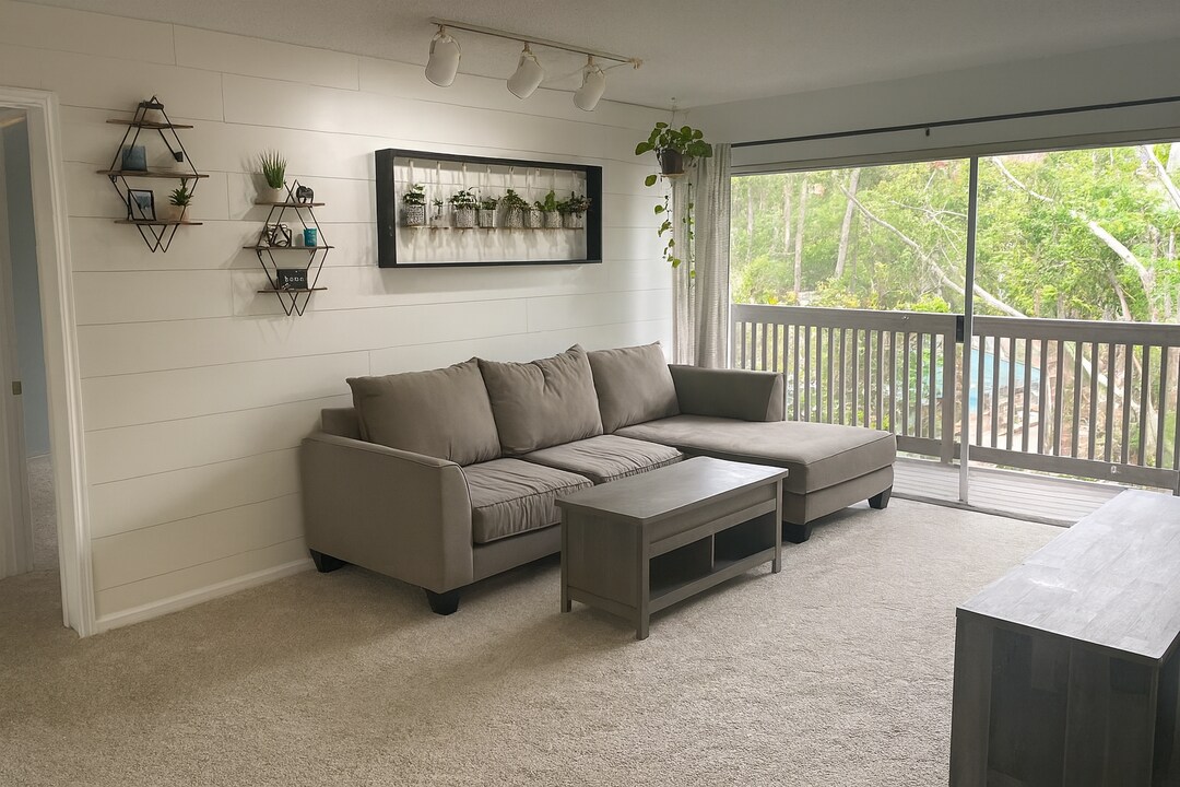 6416 Friars Rd, Unit 215 in San Diego, CA - Foto de edificio