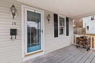 19 Henry St in Watertown, CT - Building Photo - Building Photo