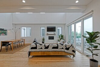 519 N Gertruda Ave in Redondo Beach, CA - Building Photo - Building Photo