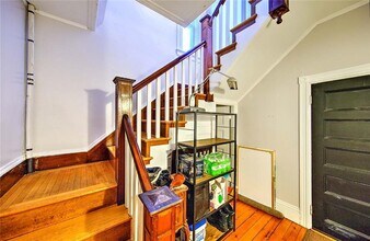 130 Norwood Ave in Cranston, RI - Building Photo - Building Photo