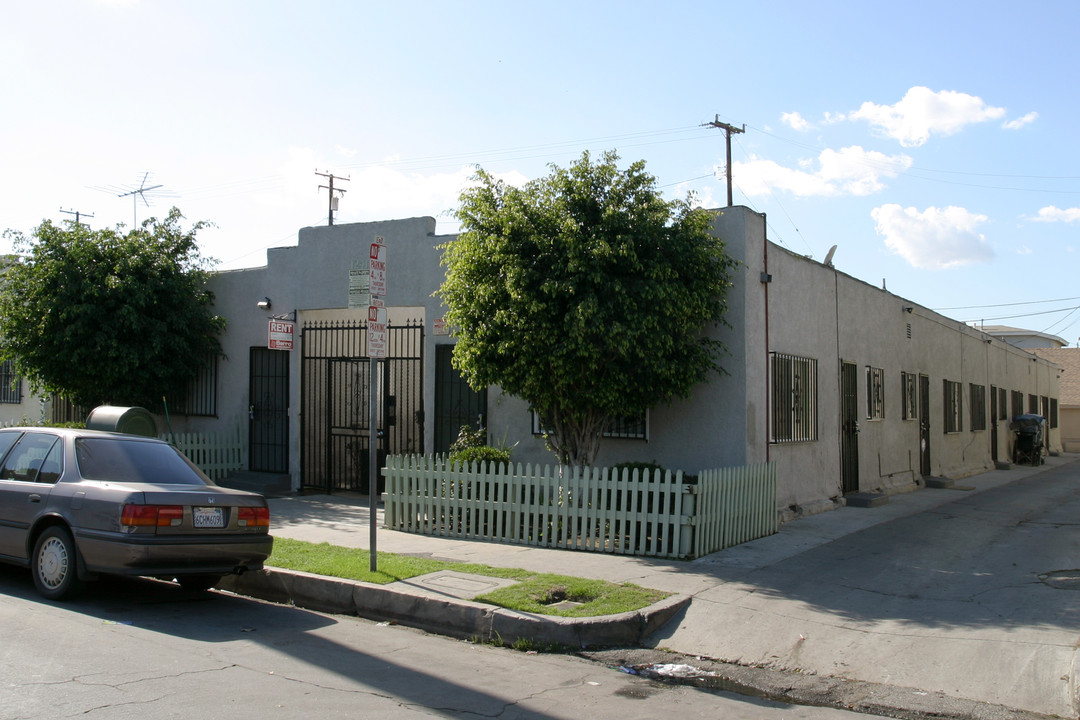 1241 Dawson Ave in Long Beach, CA - Foto de edificio