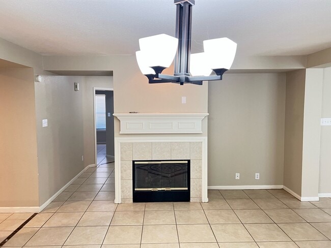 property at 2030 Waverly Glend Dr