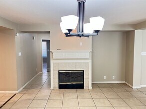 2030 Waverly Glend Dr in Katy, TX - Building Photo - Building Photo