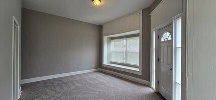 7000 Dunbar Rd in Dundalk, MD - Building Photo - Building Photo