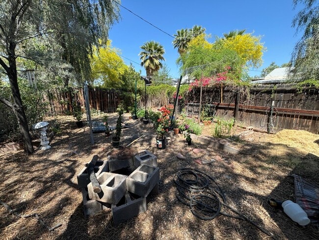 725 W Pierce St in Phoenix, AZ - Building Photo - Building Photo