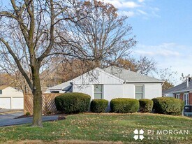 5814 Western Ave in Omaha, NE - Building Photo