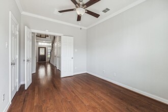 10208 Spring Shadows Park Cir in Houston, TX - Building Photo - Building Photo