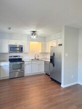 2820 N Mill Pl in Bowling Green, KY - Building Photo - Building Photo