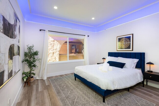 8838 Alcott St-Unit -ID1042768P in Los Angeles, CA - Foto de edificio - Building Photo