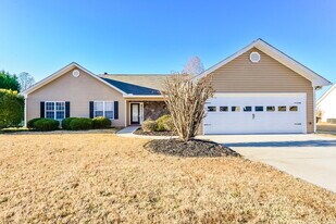 1009 Crystal Brook Way in Monroe, GA - Building Photo