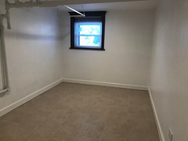 6644 N Campbell Ave, Unit 1 in Chicago, IL - Building Photo - Building Photo