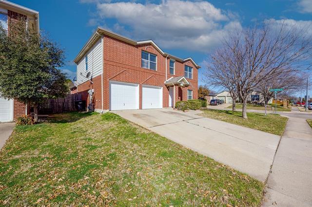 8529 Prairie Dawn Dr in Fort Worth, TX - Building Photo - Building Photo