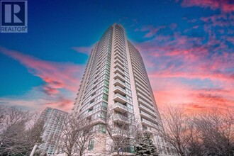 235-235 Sherway Gardens Rd in Toronto, ON - Building Photo - Building Photo