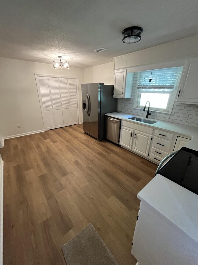 174 Butternut Rd in North Wilkesboro, NC - Building Photo - Building Photo