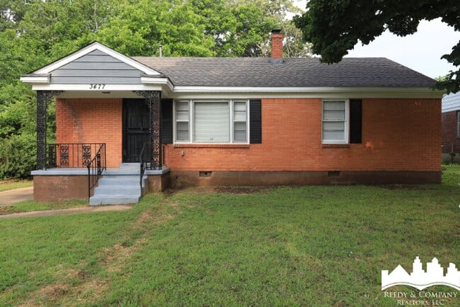 property at 3477 Kensett Dr