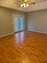 2203 Hunter Ct in Columbus, GA - Building Photo