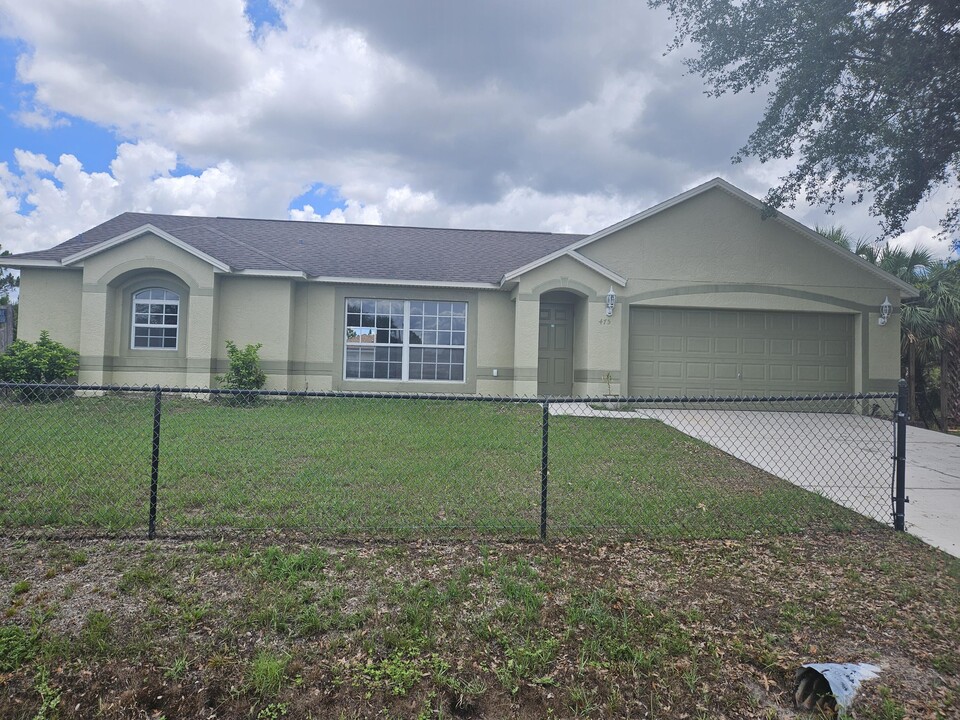 475 Lagrange St in Palm Bay, FL - Building Photo