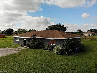 1122 Gilbert Ave S in Lehigh Acres, FL - Building Photo - Building Photo