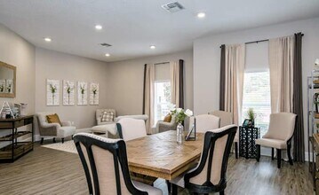 425 Rayford Rd in Spring, TX - Building Photo - Building Photo