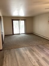 9839 Ridgeland Ave, Unit 2 North in Oak Lawn, IL - Building Photo - Building Photo