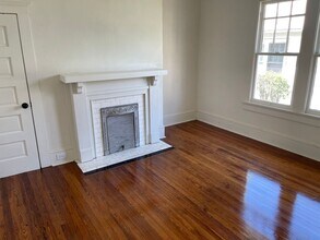 908 1st Ave in Opelika, AL - Foto de edificio - Building Photo