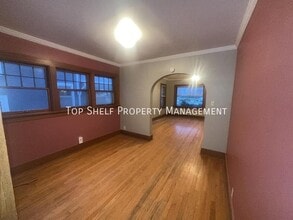 1063 42nd St in Des Moines, IA - Building Photo - Building Photo