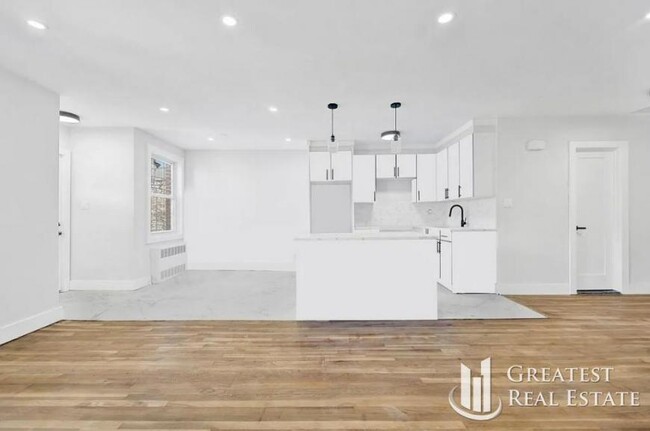 1434 E 101st St in Brooklyn, NY - Foto de edificio - Building Photo