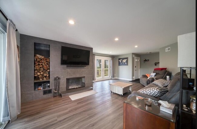 property at 302 Heights Dr