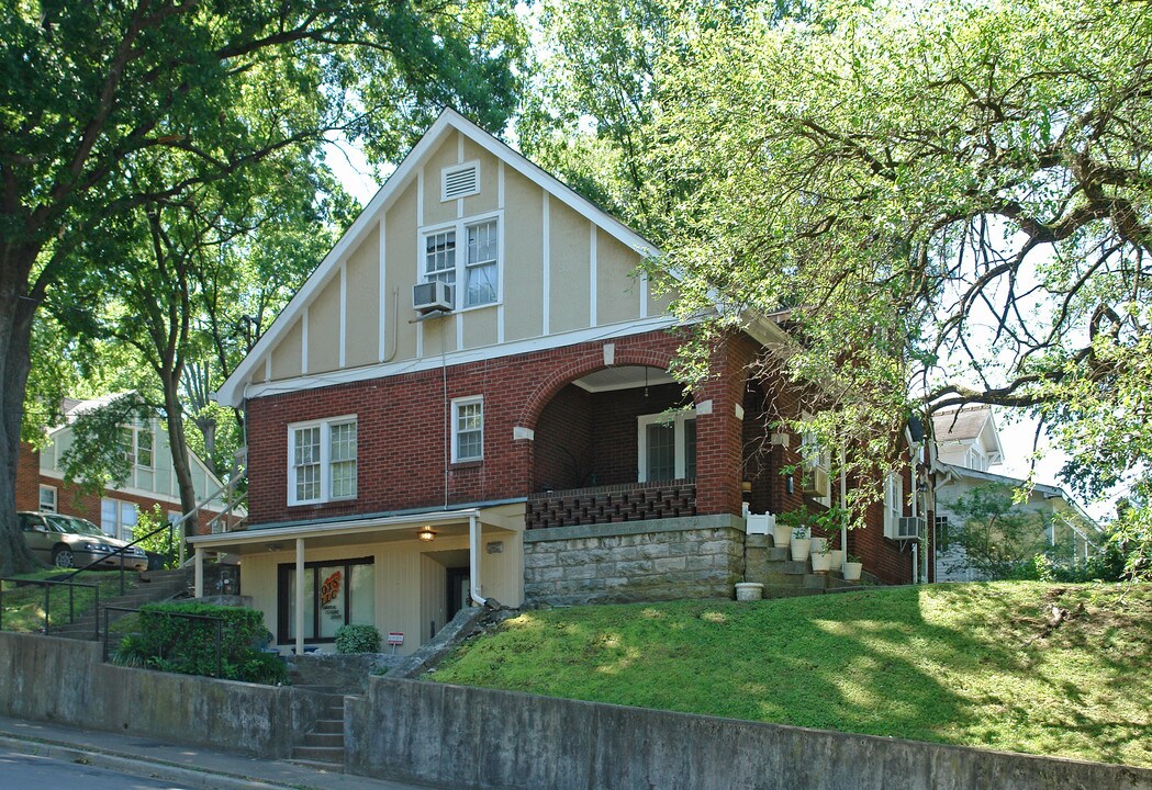 2000 8th Ave S in Nashville, TN - Building Photo