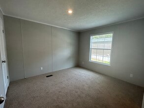 2476 Pajot Rd in Kawkawlin, MI - Building Photo - Building Photo