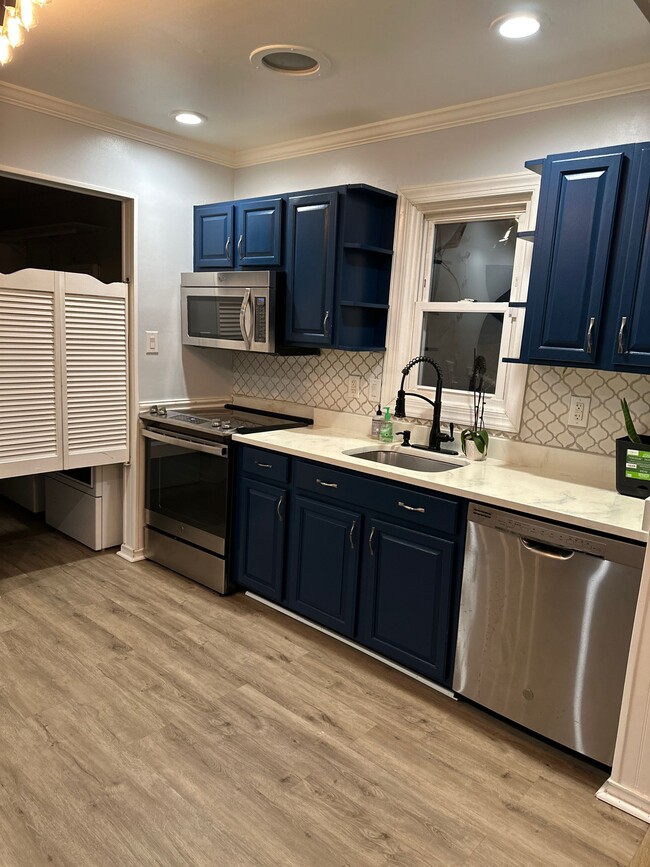 property at 30 Ocala Ln