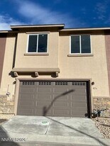 974 Villa St in Carson City, NV - Building Photo