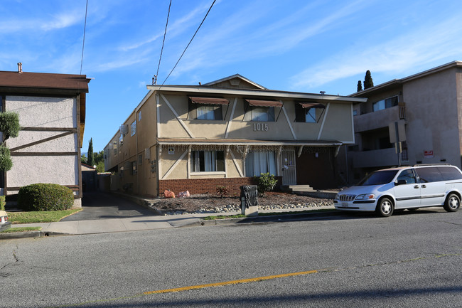 1015 E Lomita Ave in Glendale, CA - Building Photo - Building Photo