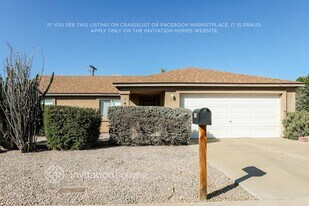 1802 W Oraibi Dr in Phoenix, AZ - Building Photo