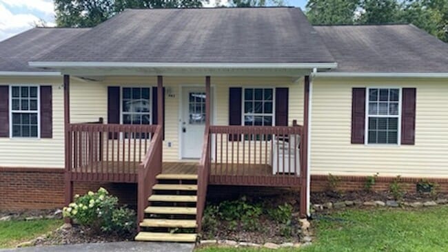 property at 943 E Highland St