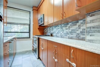 98-10-9864 64th Ave in Queens, NY - Building Photo - Building Photo