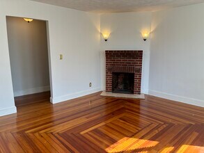 77 King St, Unit 1 in Boston, MA - Foto de edificio - Building Photo