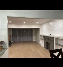 30 Rugby Rd, Unit Lower in Buffalo, NY - Foto de edificio - Building Photo