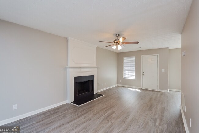 6481 Alford Way in Lithonia, GA - Building Photo - Building Photo