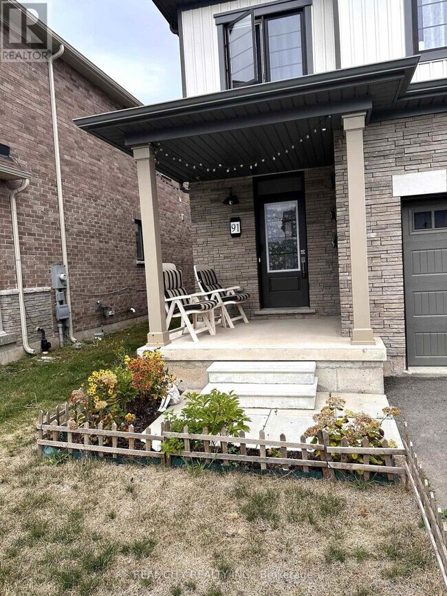 91 Keelson St in Welland, ON - Building Photo - Building Photo