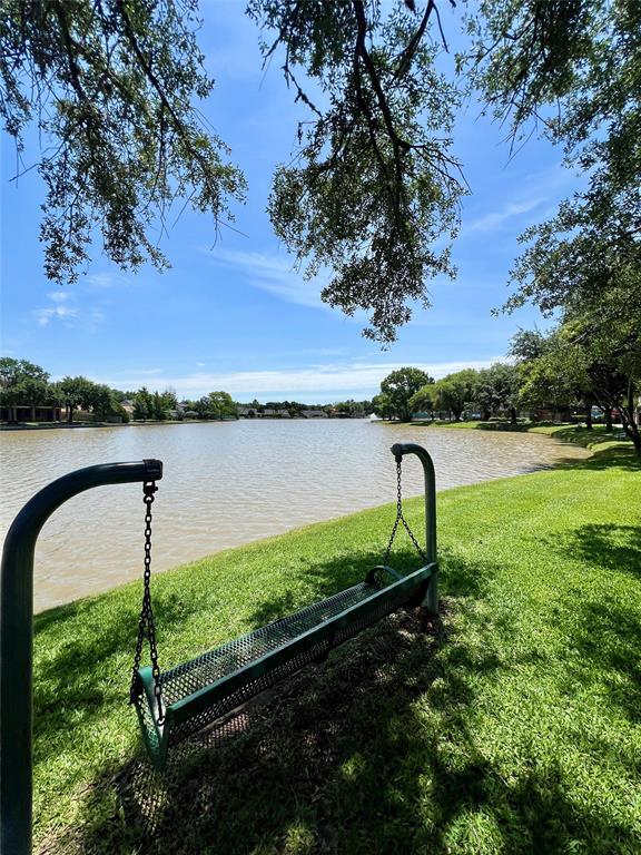 2711 Grants Lake Blvd in Sugar Land, TX - Building Photo - Building Photo