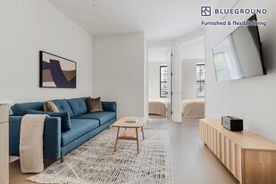 333 E 52nd St in New York, NY - Building Photo