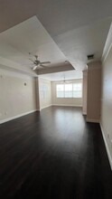 6413 Astor Village Ave, Unit 303 in Orlando, FL - Building Photo - Building Photo