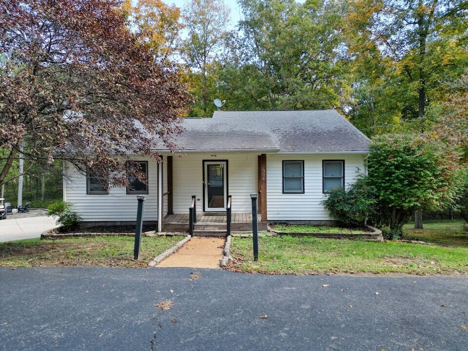376 County Rd 1125 B in Benton, KY - Building Photo