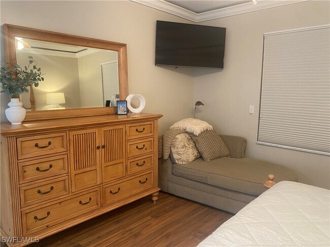 property at 295 Waterside Cir