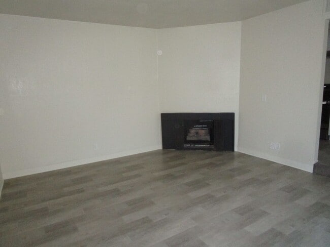 184 Woodbury Cir in Vacaville, CA - Building Photo - Building Photo