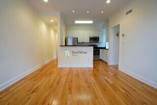 1 Chauncy St in Cambridge, MA - Building Photo