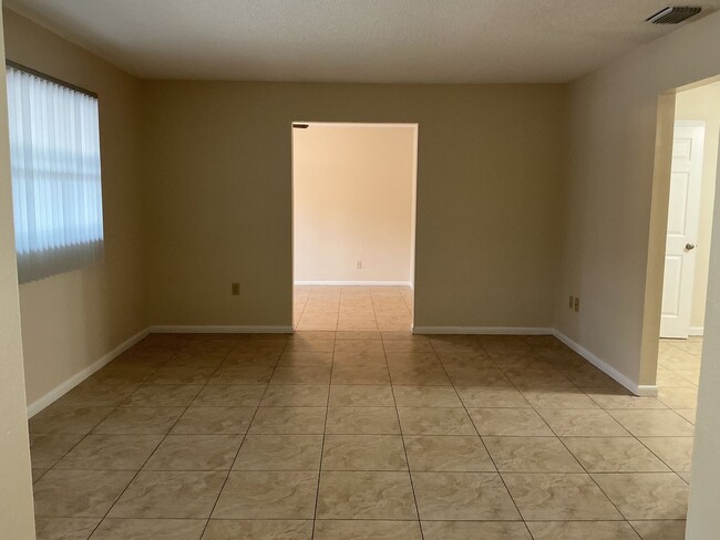 116 Sugar Creek Rd in Winter Haven, FL - Building Photo - Building Photo